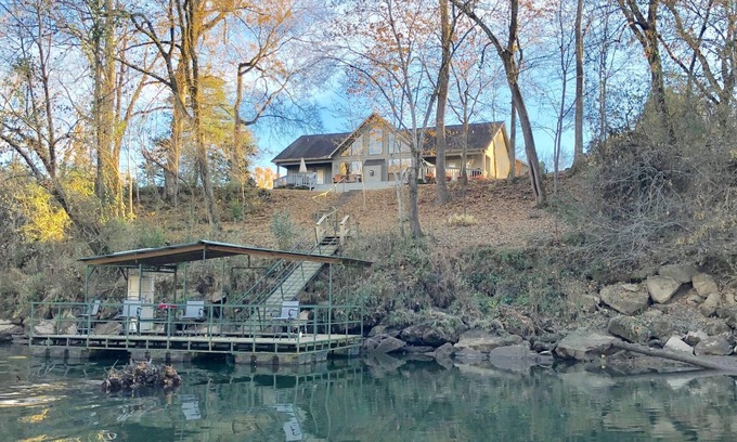 Pangburn House | Dripping Springs Retreat ~ on The Little Red River - blazing wifi