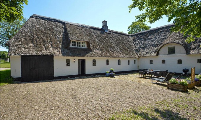 Branderup J House | Drosselgården