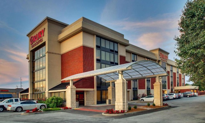 Bowling Green Hotel | Drury Inn & Suites Bowling Green