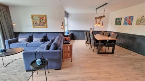 Domburg Apartment | DSW18 Luxury apartment in the centre with beach cabin