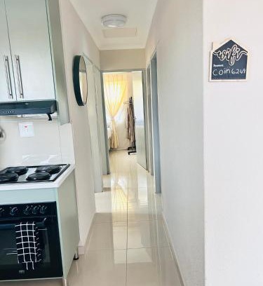 Soshanguve House | Dubai guest house