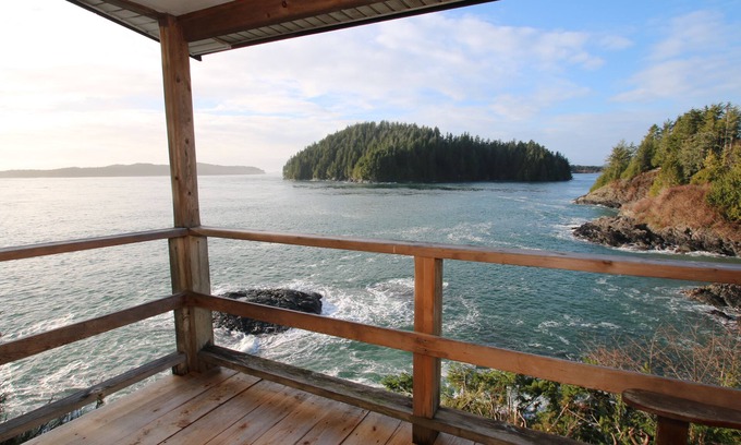 Tofino Hotel | Duffin Cove Oceanfront Lodging