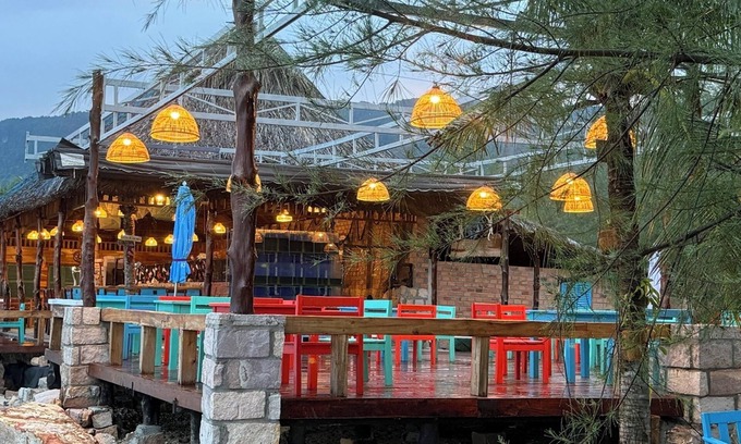 Ham Ninh Hotel | Dugong Bay - Làng Ẩm Thực & Sinh Thái - Eco & Seafood Village