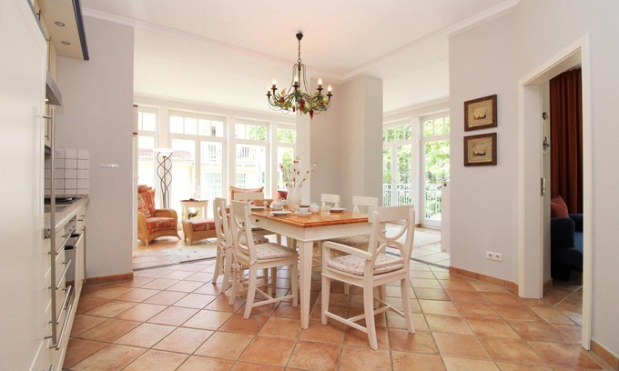 Ostseebad Kuhlungsborn Apartment | Dünenschloss H1 WE13: comfortably furnished 3-room apartment close to the beach