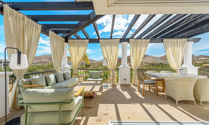 Palmilla Condo | Dunes Club member use. 6 seater golf cart, concierge. Owner operated.