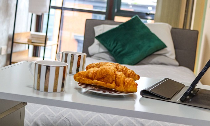 West Bromwich Apartment | Duplex 2-bed Apartment in West Bromwich Birmingham