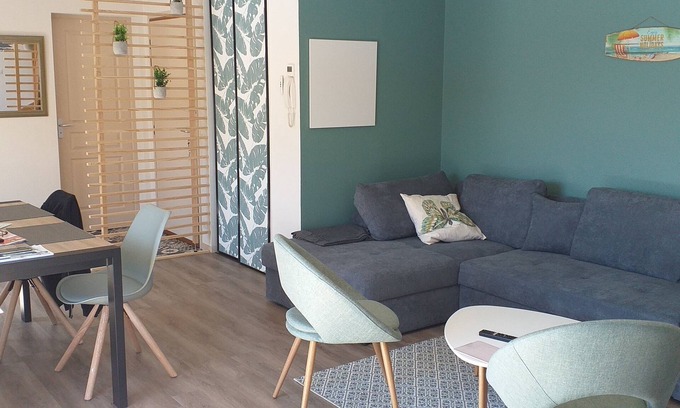 Saint-Regnobert-de-la-Cote-de-Nacre Apartment | DUPLEX 72m² apartment renovated in 2020 400m from the beach and shops