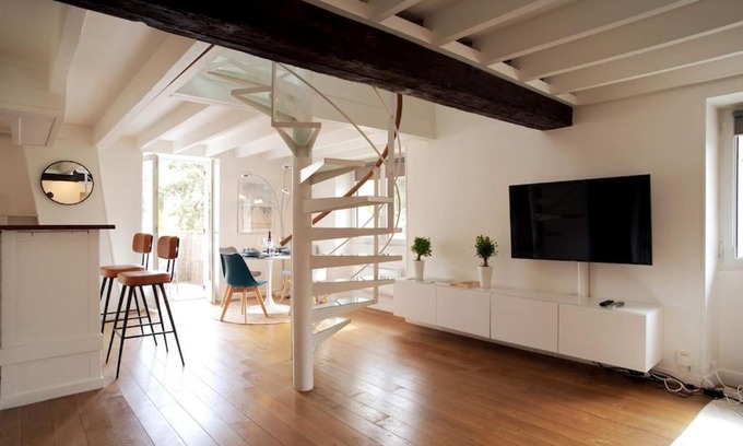 Saint-Germain-en-Laye Apartment | Duplex de charme avec terrasse aux portes de Paris