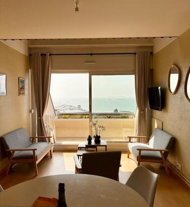 Parame Apartment | Duplex vue mer à Rochebonne Plage Parking