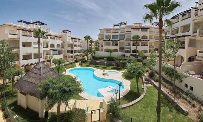 San Luis de Sabinillas Apartment | Duquesa Sun