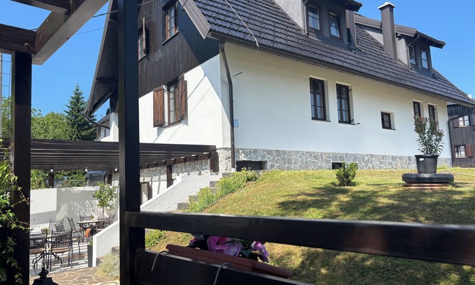 Seliste Apartment | Dvosobni suite u potkrovlju - Room 6 - Plitvice Falls Cottage