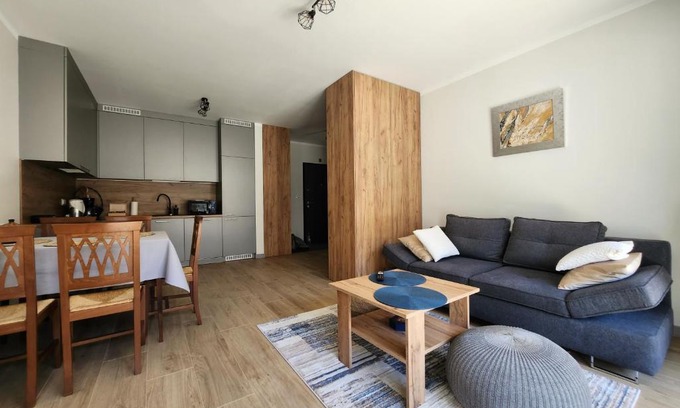 Kielce Apartment | Dwa Jelonki, ul Ściegiennego, centrum, garaż, ogródek