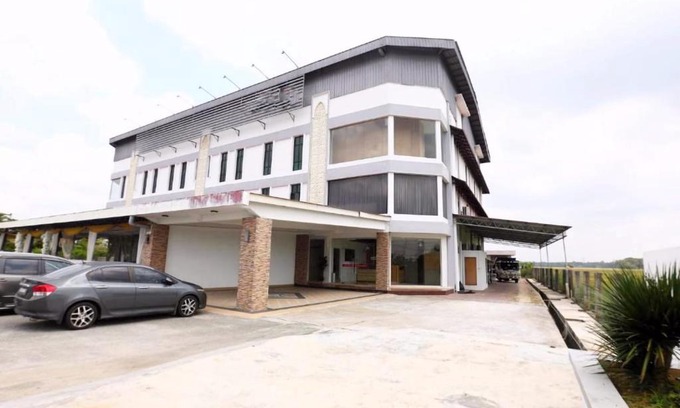 Wakaf Che Yeh Hotel | DZ Hotel Salor