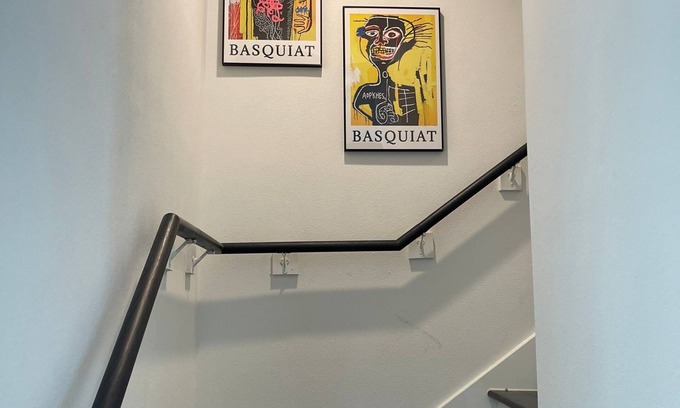 Northside House | EADO Popcolor Rooftop Skyline Home!