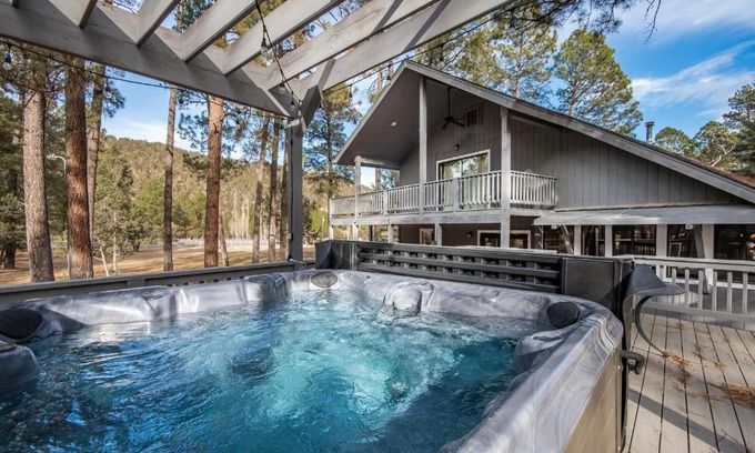 Ruidoso House | Eagle Creek Retreat