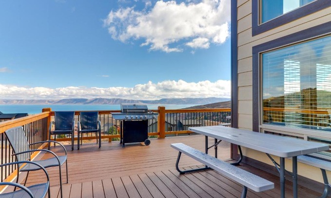 Garden City House | Eagle Feather Lookout