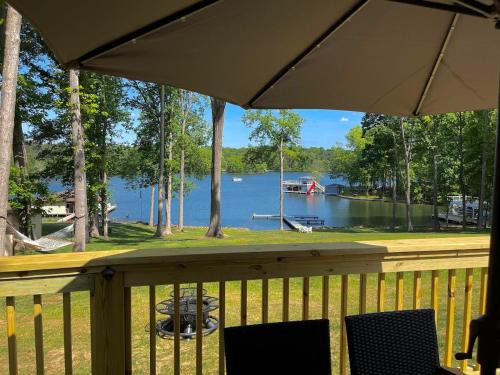 Bumpass House | Eagle's Nest Cottage - Lake Anna Waterfront