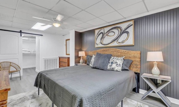 Statesboro Apartment | Eagle's Nest - Upscale Loft,Downtown,Close to GSU!