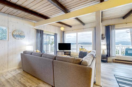 Diamond Point House | Eagles' Oceanview