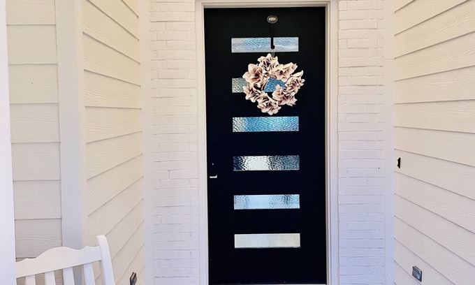 Gordon House | Eagles' View Retreat! Family-sized home in Texas countryside with stunning views