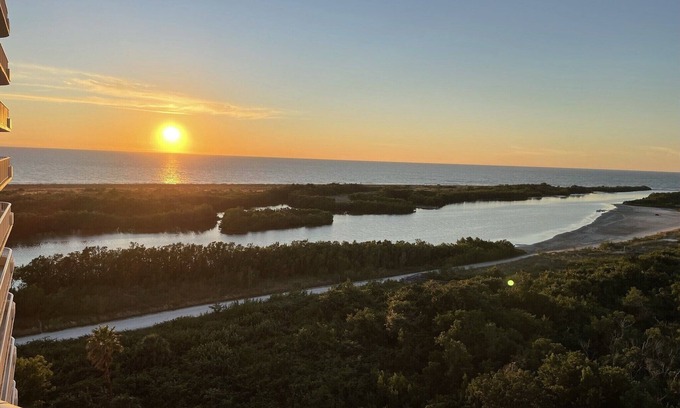 Marco Island Condo | "Early Booking Specials: Book Early for Amazing Gulf of Mexico Views