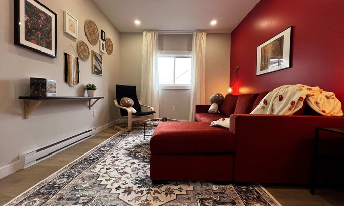 Downtown Apartment | Earthy Tones Summary: