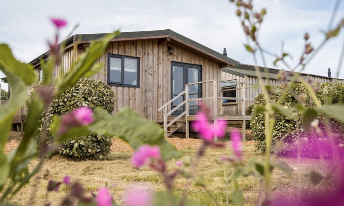 Yarmouth Apartment | East Chalet @ Tapnell Farm