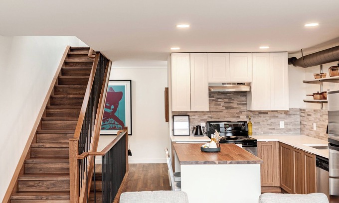 Inglewood House | East End Loft