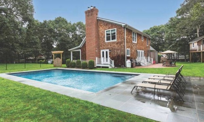 East Hampton Villa | East Hamptons 6BR/5BTH Paradise