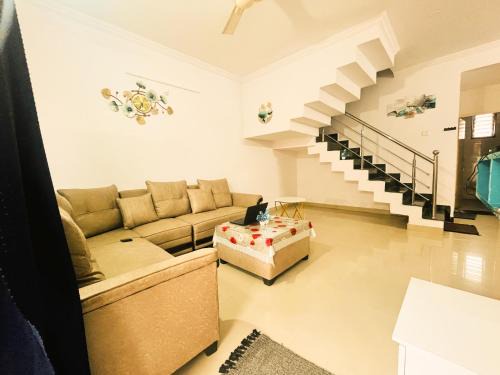 Bhopal Villa | East Street Eleven
