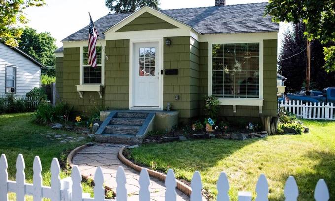 Kalispell House | Eastside Suite-Cozy 3 Bedroom Home next 2 Downtown