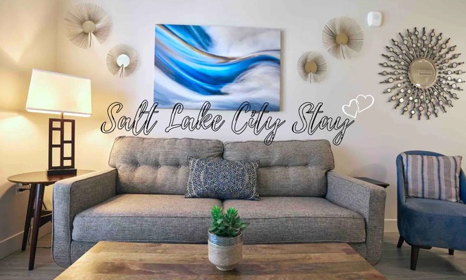 Salt Lake City Apartment | Easy access to Downtown * FREE PARKING * One Queen bed