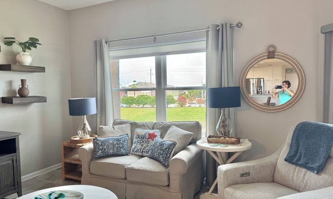 Fernandina Beach Condo | Easy accessibility to and in condo. Low daily rate for minimum 14 days in Jan.