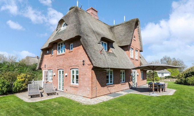 Sylt-Ost House | Ebbe und Flut - Reetgedecktes Einzelhaus in Unmittelbarer Nähe zum Wattenmeer