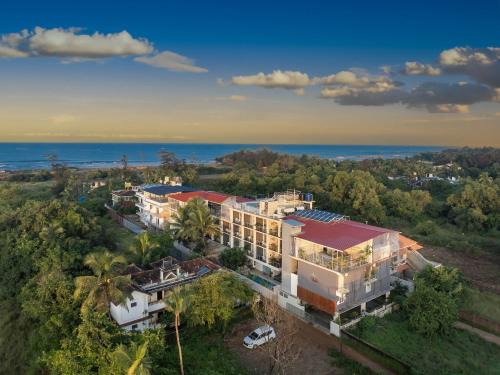 Morjim Hotel | Echor Samara Morjim Goa Sea view Restro