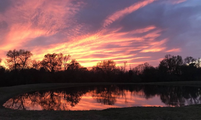 Cunningham RV Rental | Eclipse 2024 Self Contained RV camping