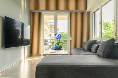 Vouliagmeni Apartment | Eclipse Vouliagmeni Center