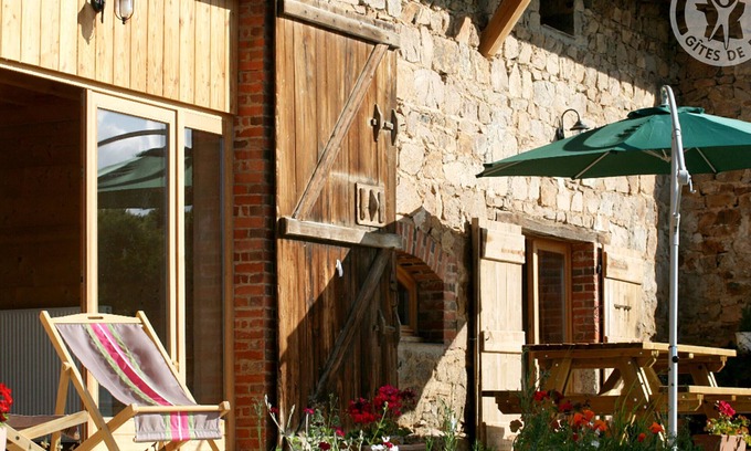 Saint-Romain-d'Urfe Cottage | Eco-friendly, comfortable cottage in Saint-Romain-d'Urfé
