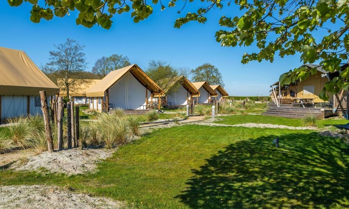 Biddinghuizen House | Eco Villa 10 by Interhome