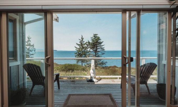 Port Townsend House | EcoBluff Retreat - Water Views!