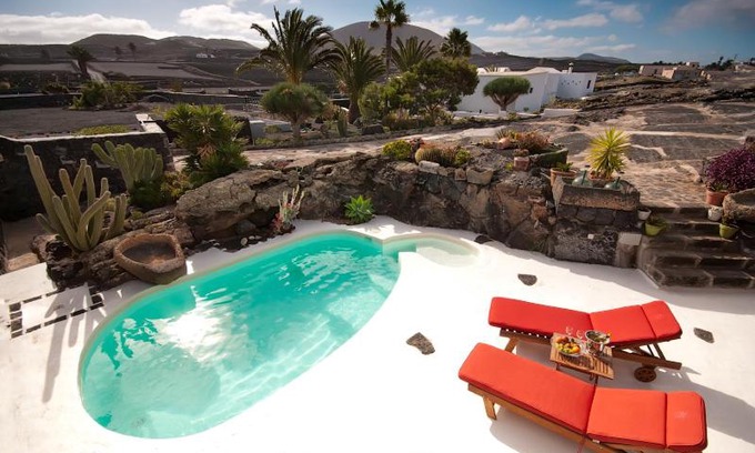 San Bartolome Apartment | Ecofinca La Buganvilla