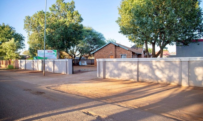 Northam House | Ecogreen Guesthouse