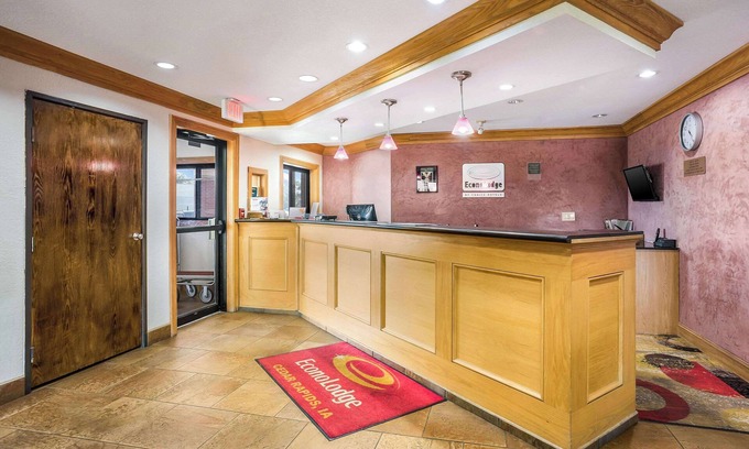 Southwest Area Hotel | Econo Lodge Cedar Rapids