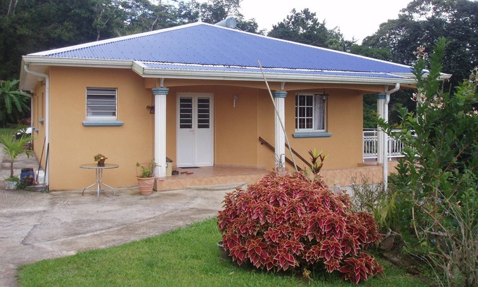 Fort-de-France House | ECRIN DE VERDURE !