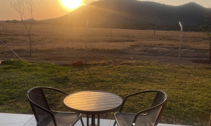 Madibeng Cabin | Edrange Luxury Lodge