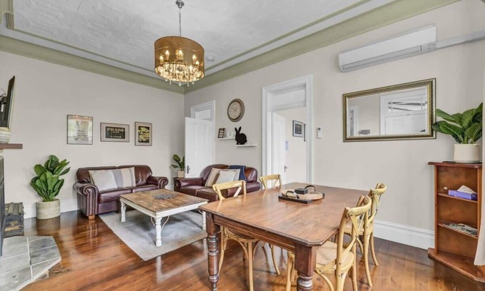 Orange Apartment | Edwina Suite II - Elegant Heritage Home