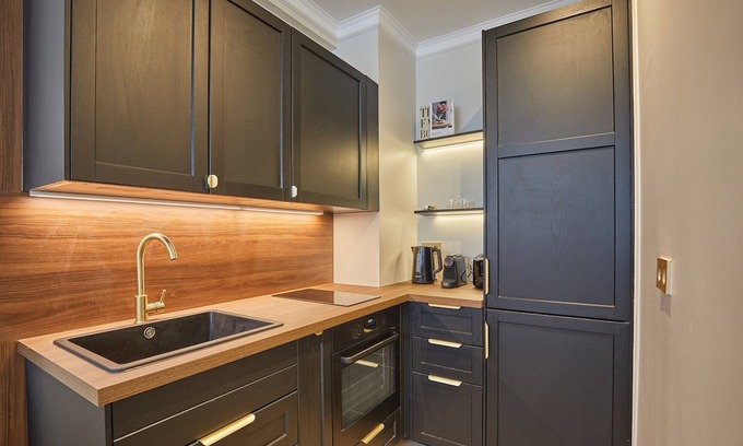 7th Arrondissement Apartment | Eiffel Tower Apartment Invalides