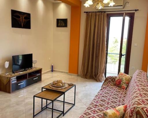 Poulithra Apartment | Eirini house