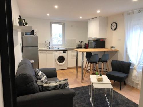 Cote Ouest Ormeaux Apartment | Elégant Duplex - Confort et Sérénité