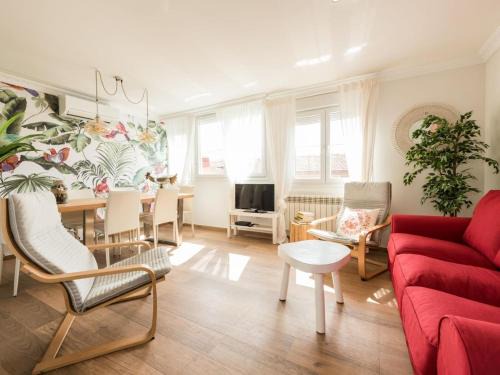 Carabanchel Apartment | El Amanecer de Portalegre